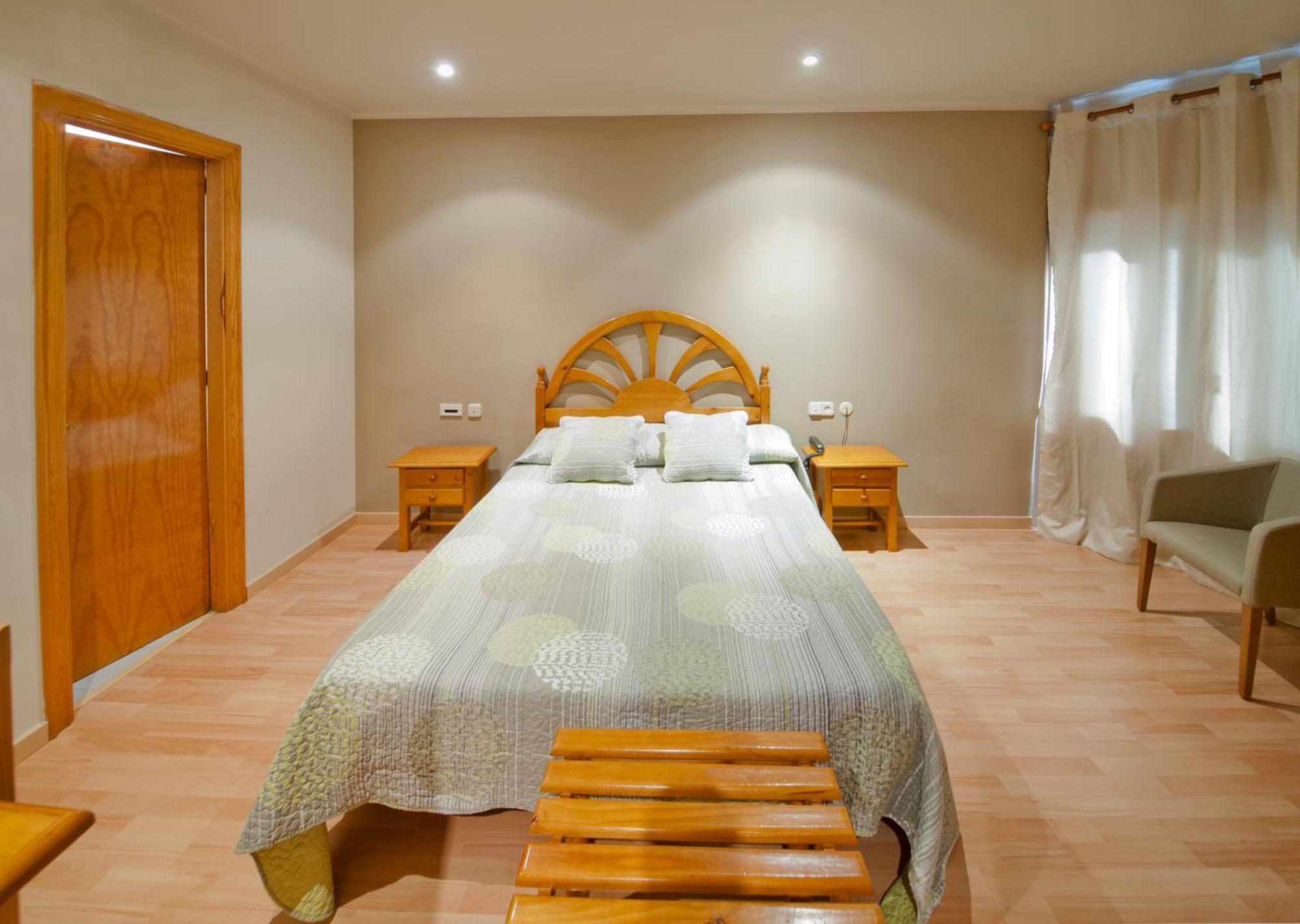 Hotel Jardi Apartaments Mollerussa Rom bilde